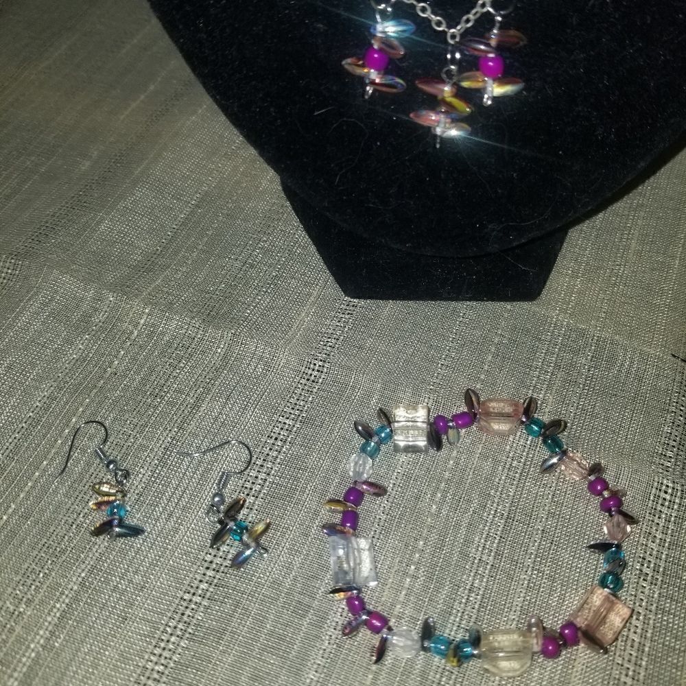 Jewelry bundle - Picture 7 of 10